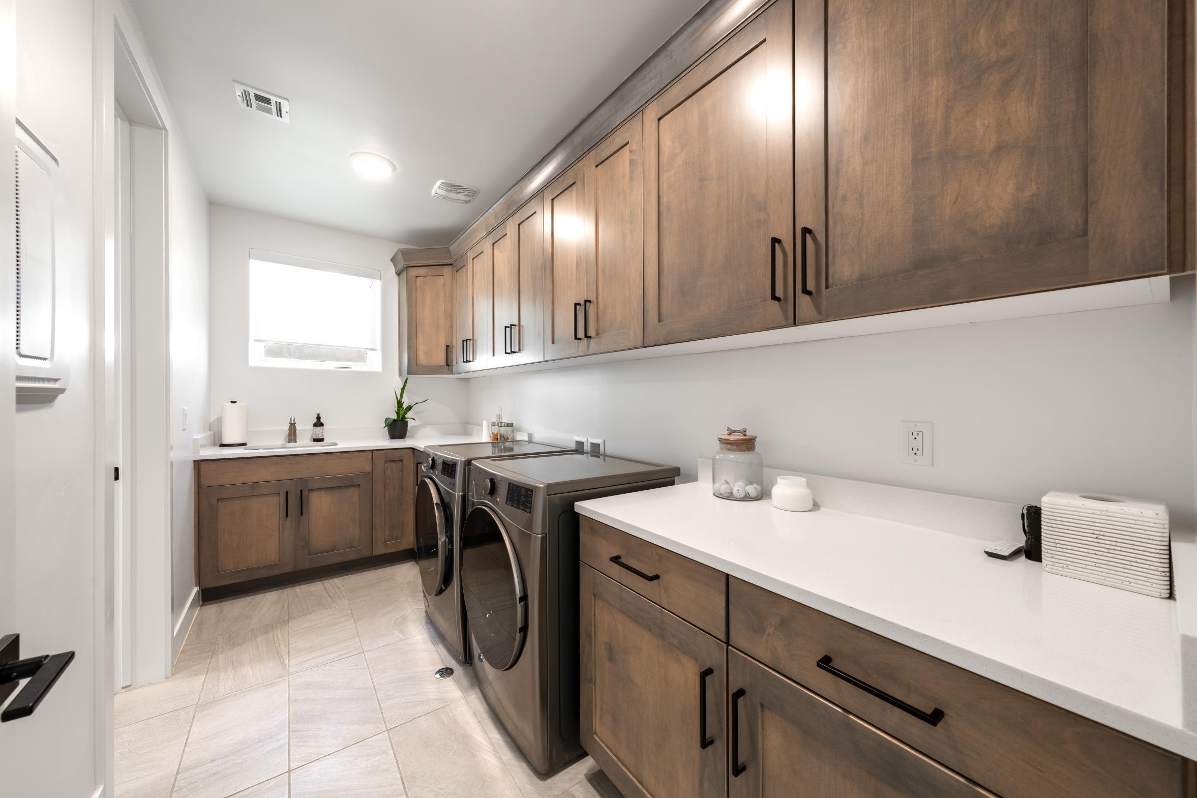 LEDGES OF SG RED CLOUD - Residential