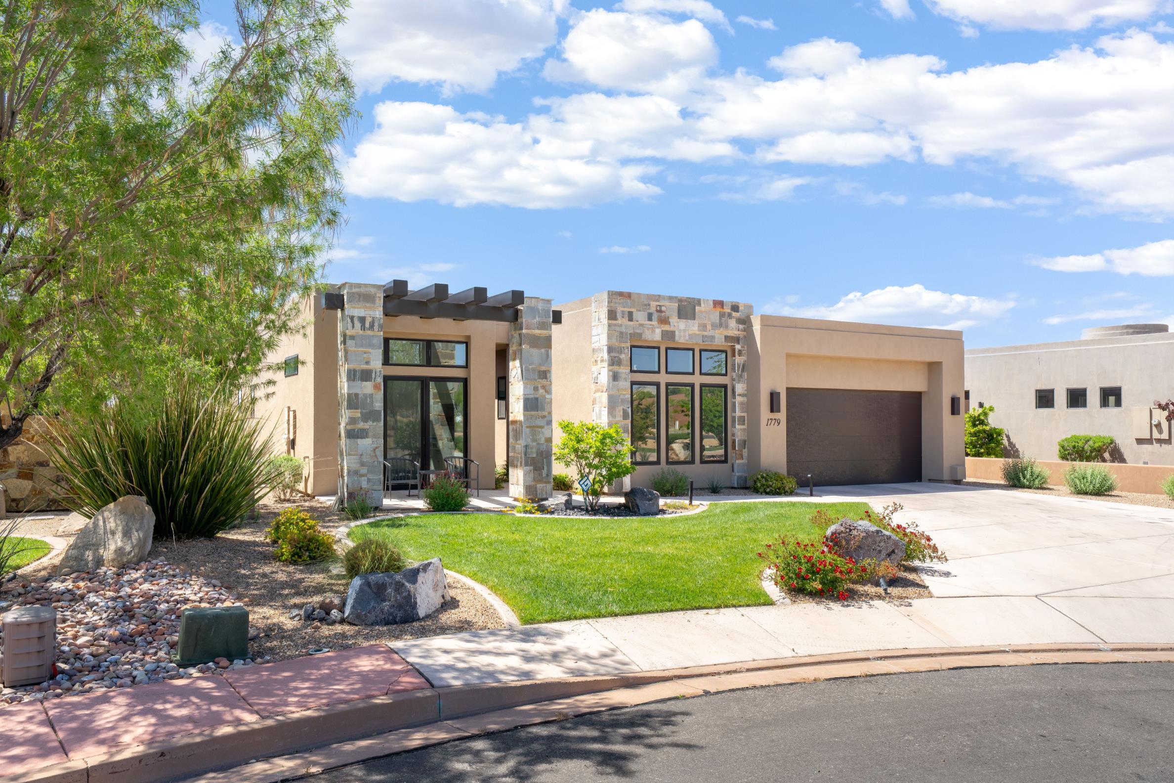 LEDGES OF SG RED CLOUD - Residential