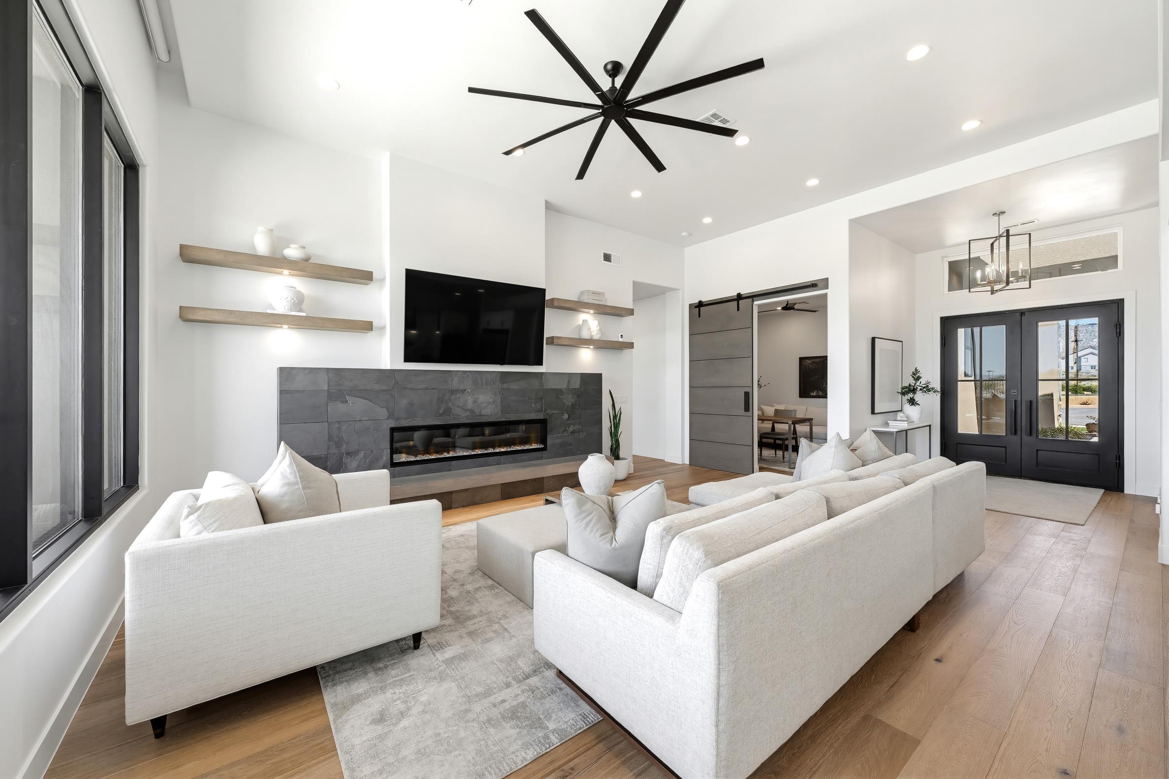 LEDGES OF SG RED CLOUD - Residential