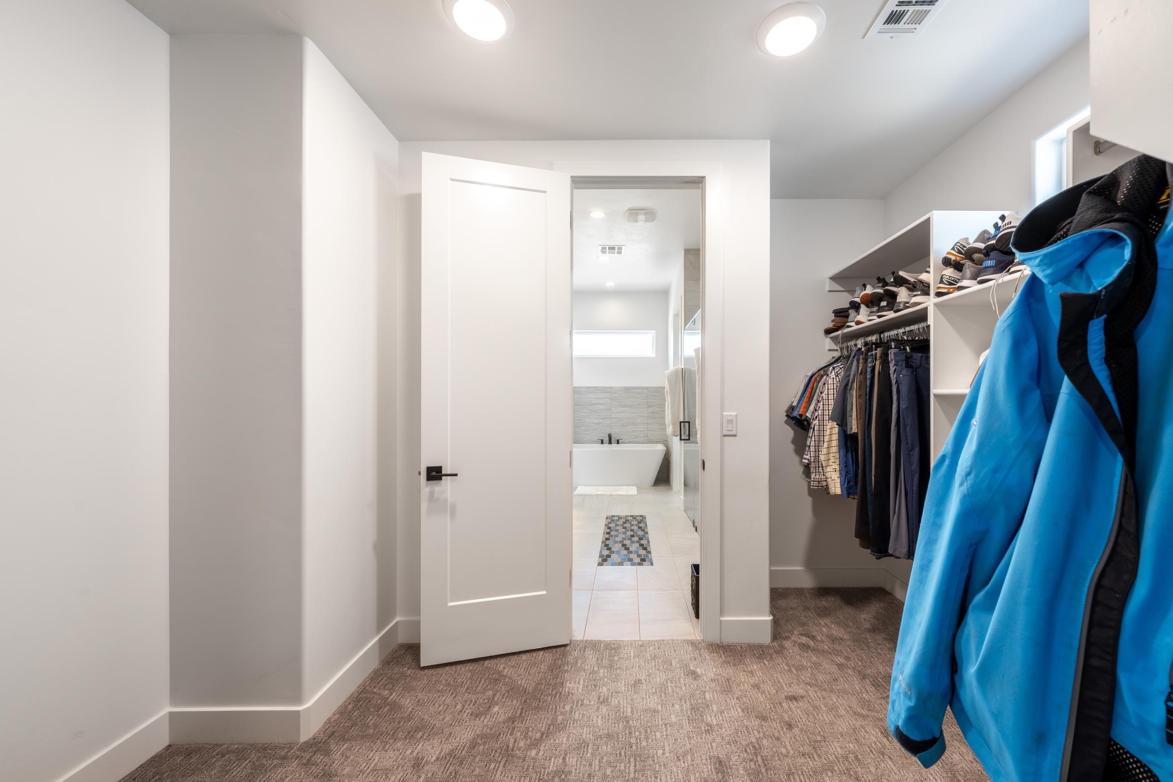 LEDGES OF SG RED CLOUD - Residential