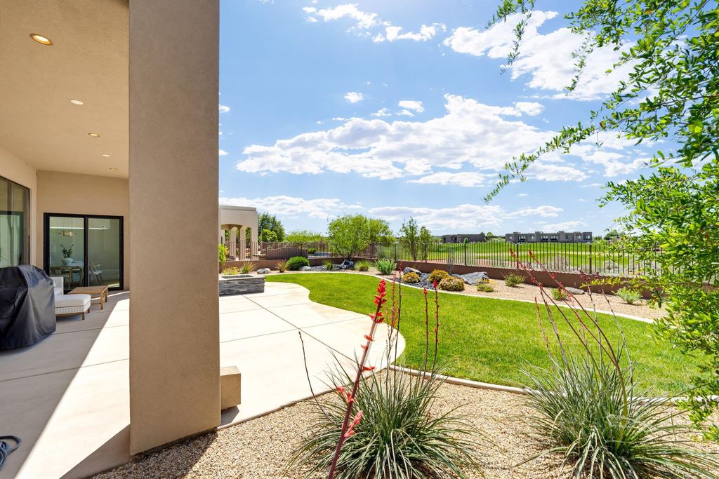 Photo of 1779 W Red Cloud DR, Saint George, UT 84770 (MLS # 26-271688)