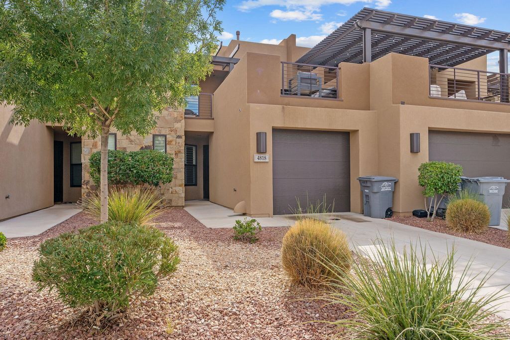 Photo of 4818 N Winged Foot DR, Saint George, UT 84770 (MLS # 25-266090)