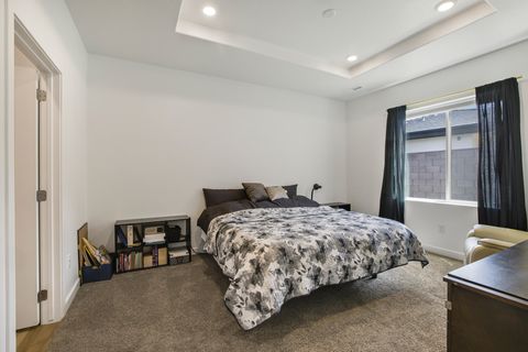 Tiny photo for 1473 S Staircase Way, Washington, UT 84780 (MLS # 26-271786)