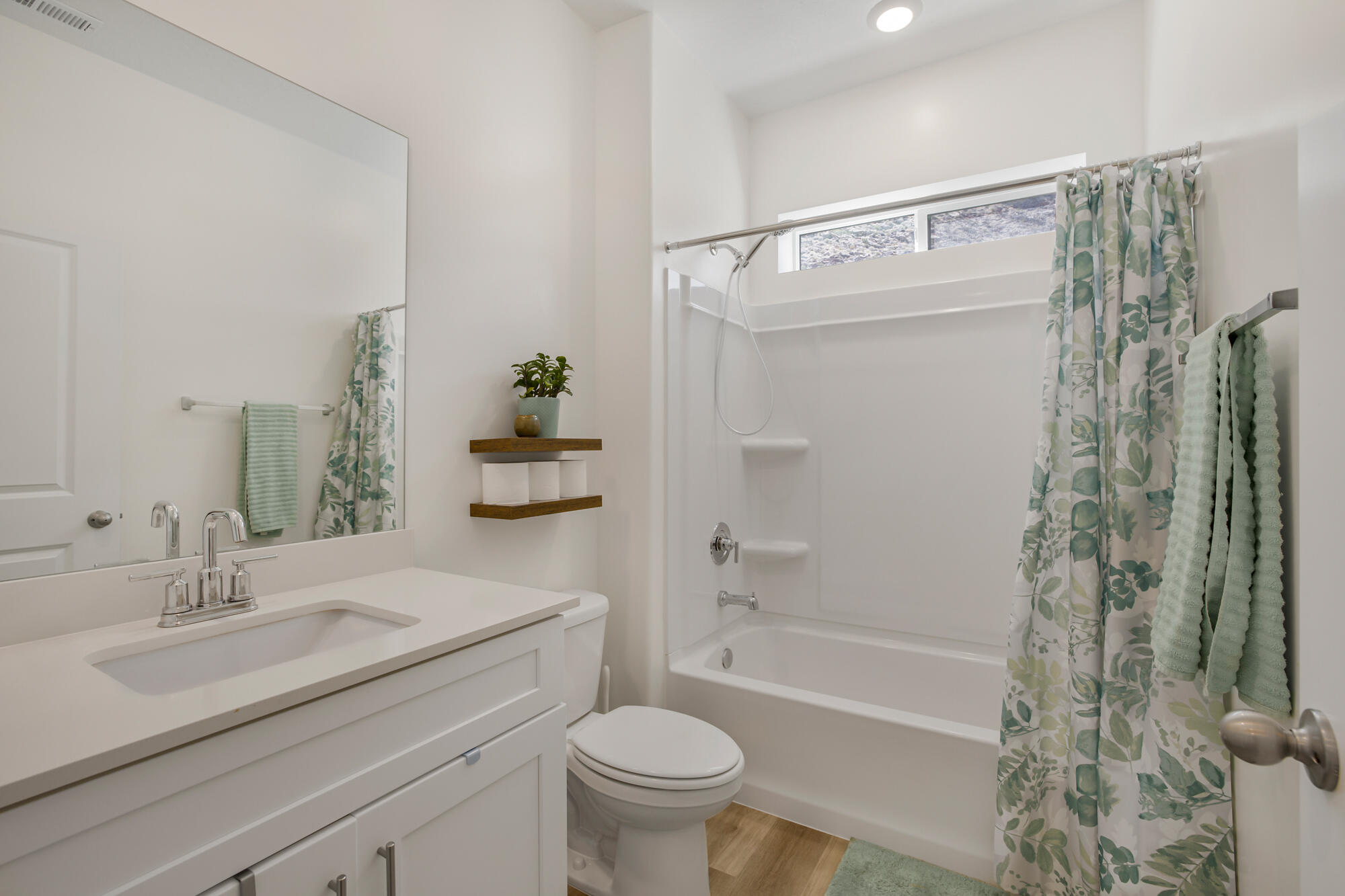 STANDING ROCK EAST AT LONG VALLEY - Residential