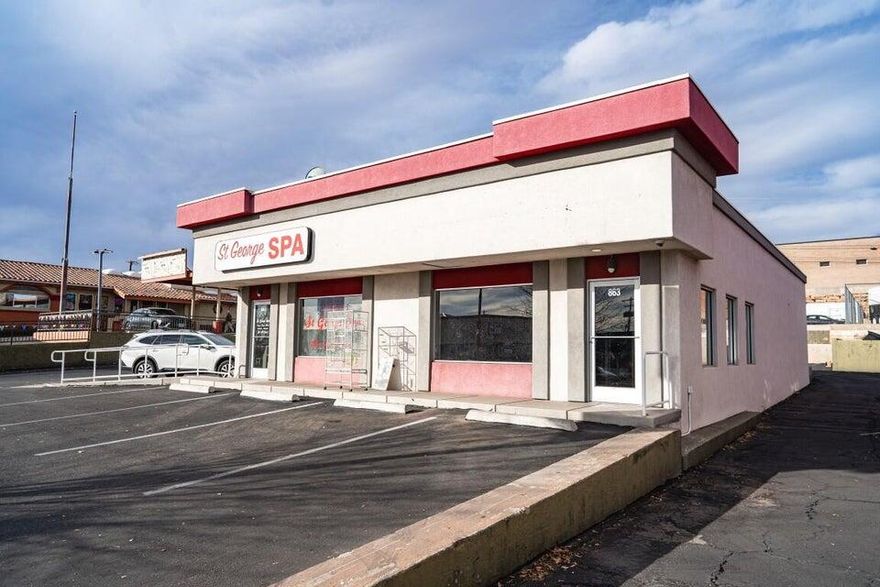 Terrific store front with ample parking in the rear. Right on St. George Blvd, the perfect spot for your business if you want high visibility. Great signage and an awesome landlord. Listing information deemed reliable, buyer to verify