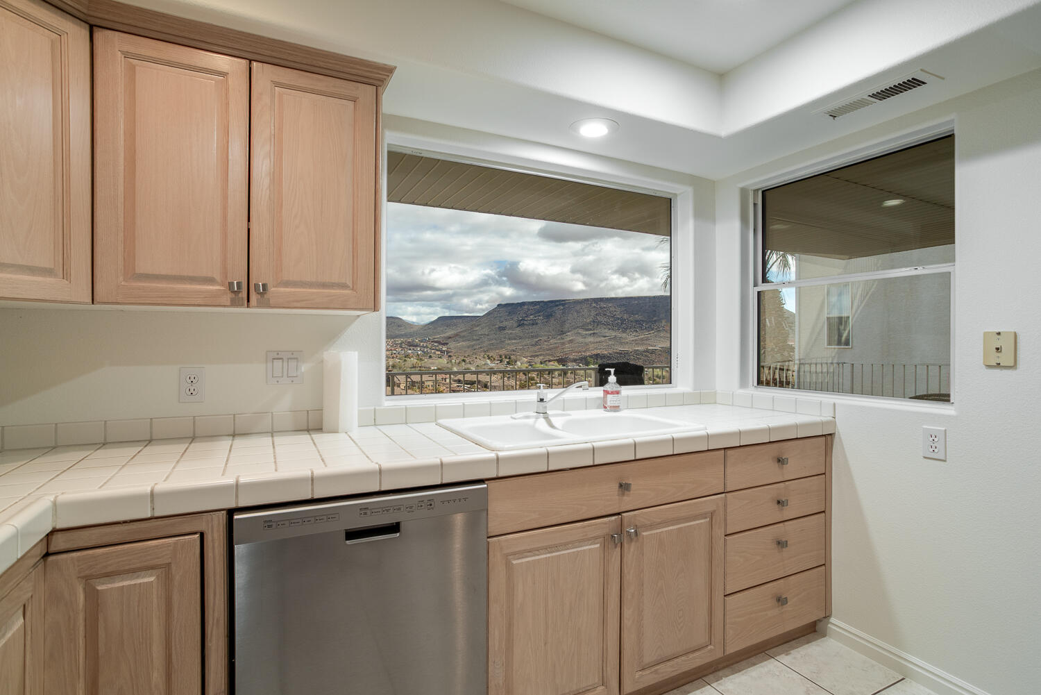 LAS PALMAS RESORT CONDOS - Residential