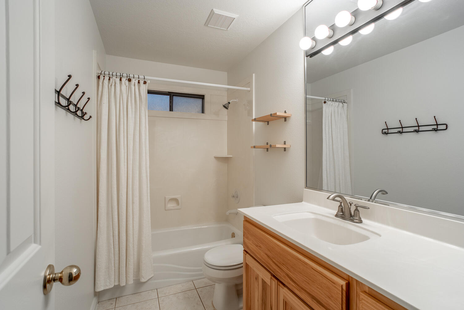 LAS PALMAS RESORT CONDOS - Residential