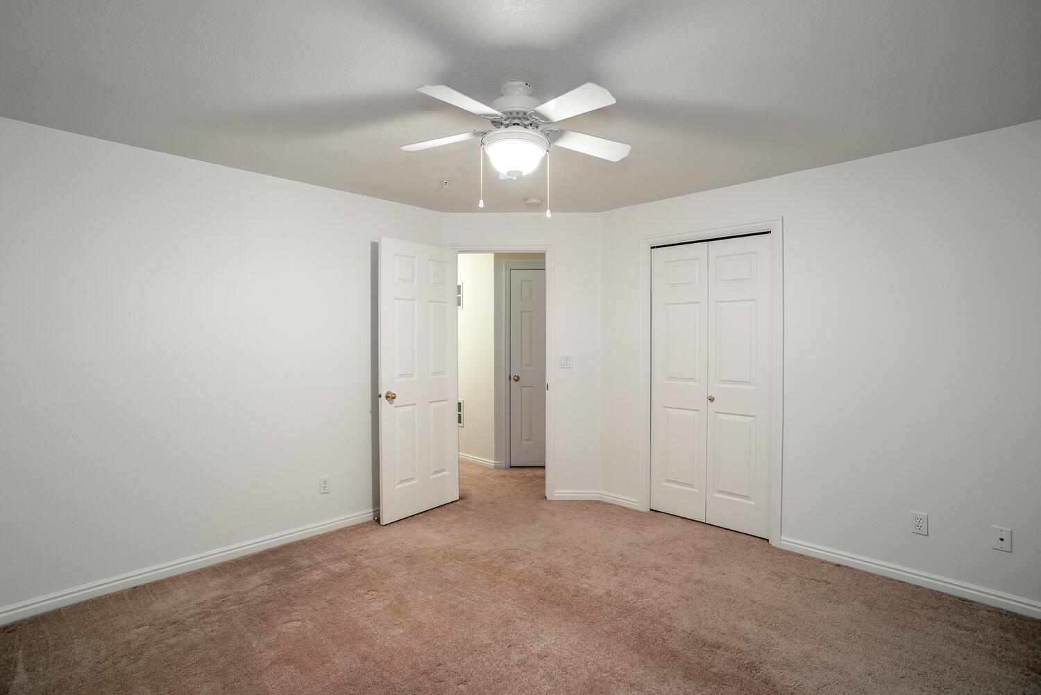 LAS PALMAS RESORT CONDOS - Residential