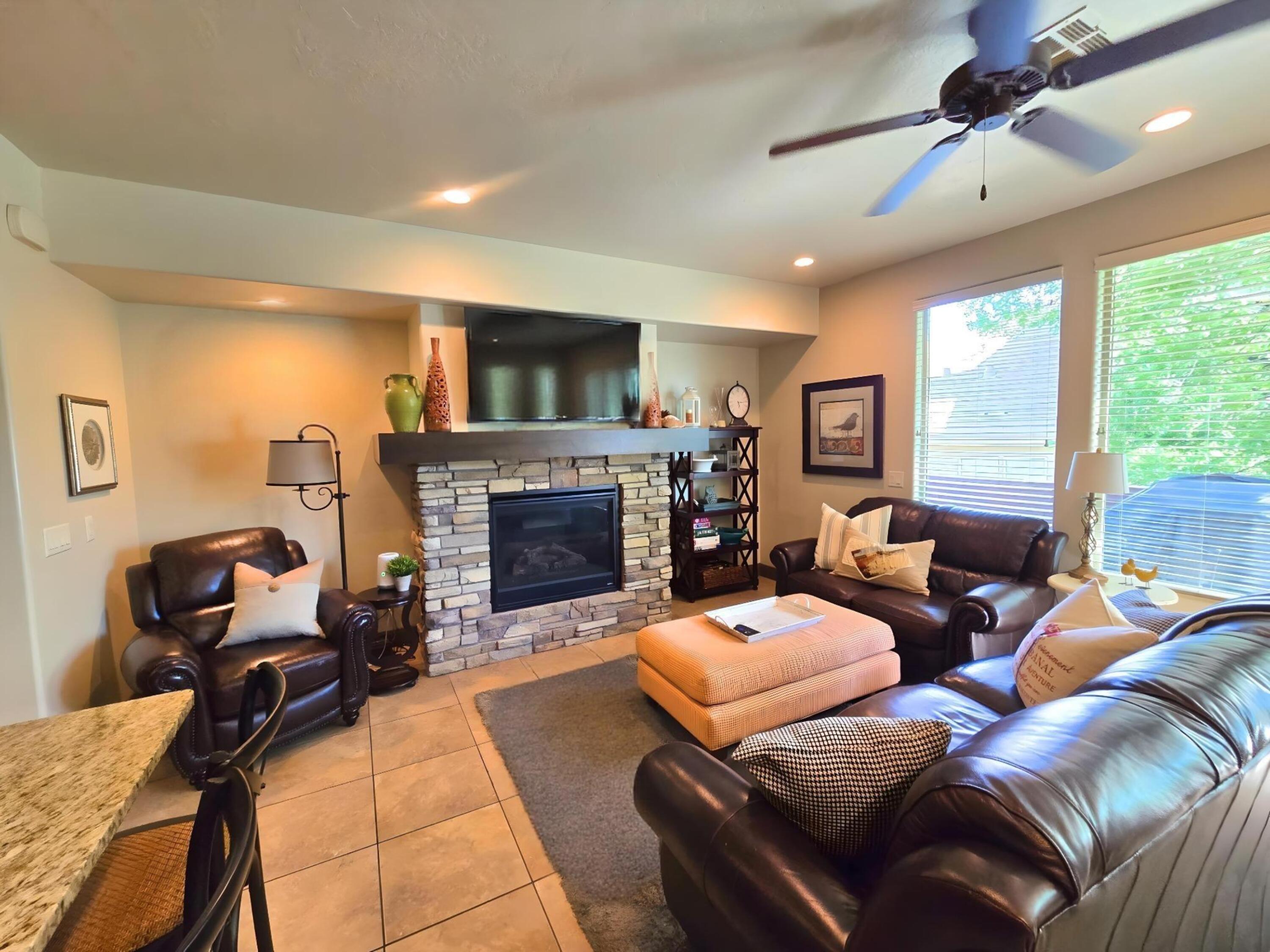 CORAL RIDGE TOWNHOMES - Residential