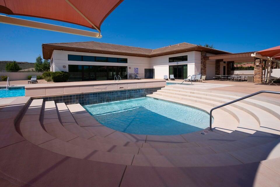 HIGHLAND PARK AT THE CORAL CANYON - Residential