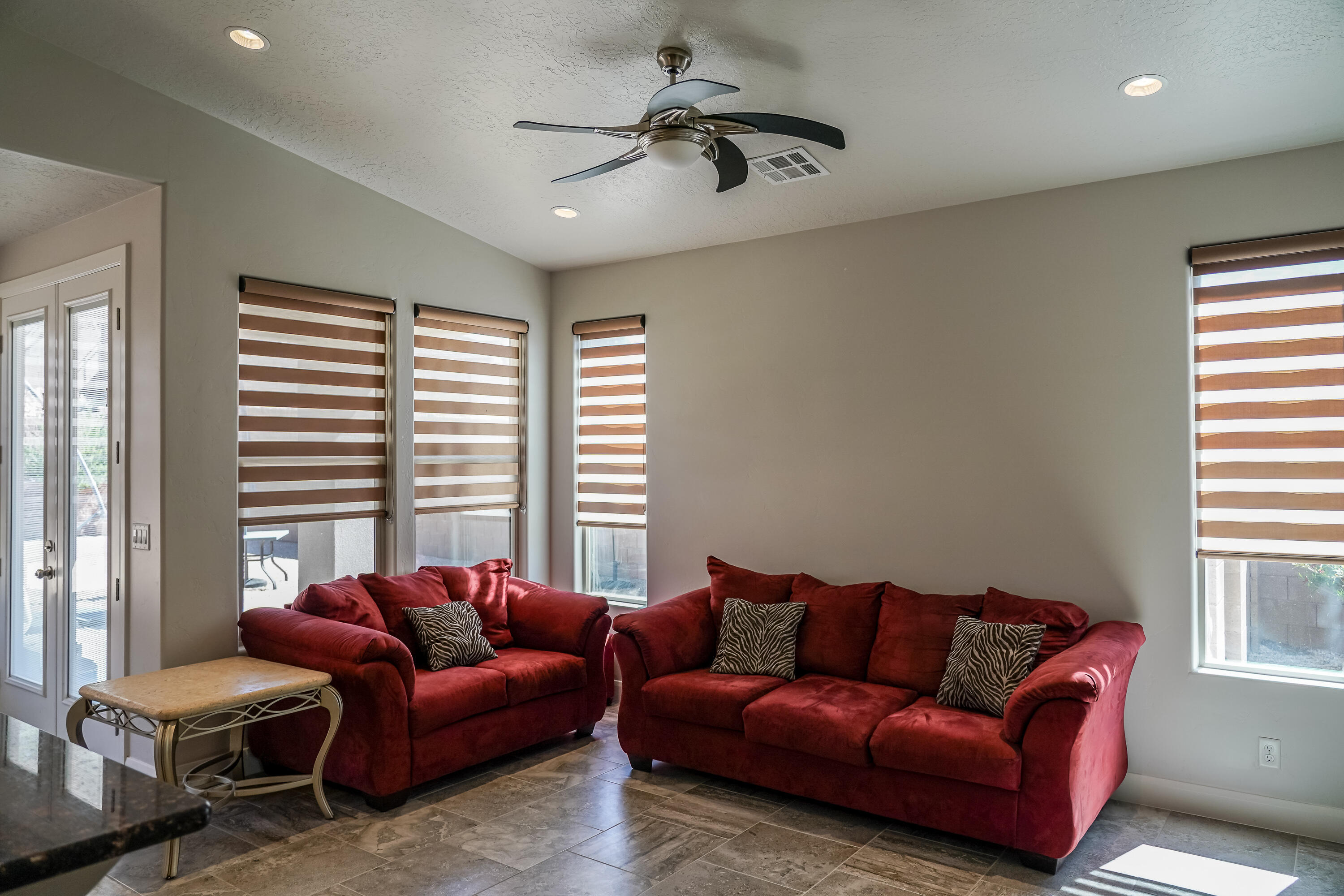 HIGHLAND PARK AT THE CORAL CANYON - Residential