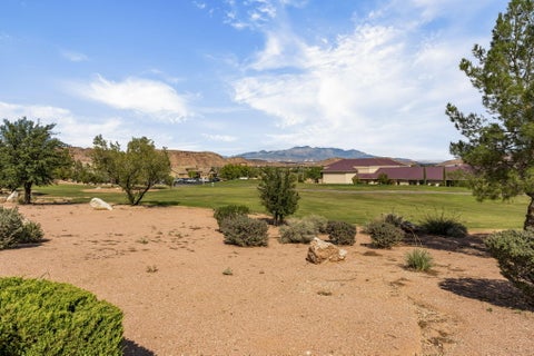 Tiny photo for 4325 Ironwood DR, Saint George, UT 84790 (MLS # 26-277281)
