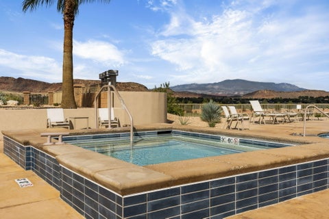 Tiny photo for 4325 Ironwood DR, Saint George, UT 84790 (MLS # 26-277281)