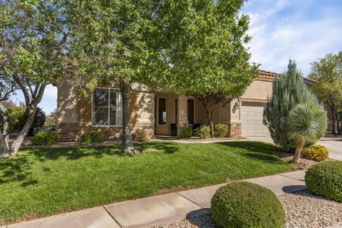 Tiny photo for 4325 Ironwood DR, Saint George, UT 84790 (MLS # 26-277281)