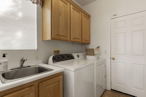 Tiny photo for 4325 Ironwood DR, Saint George, UT 84790 (MLS # 26-277281)