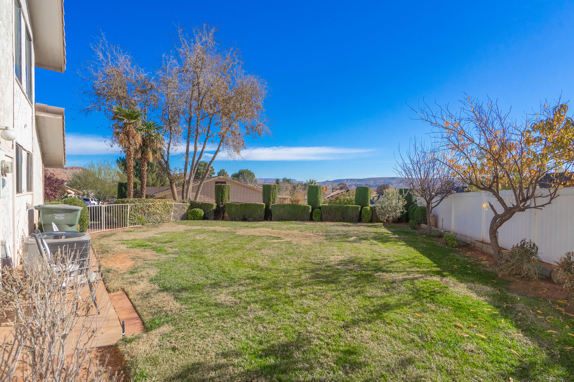 BLOOMINGTON COUNTRY CLUB - Residential