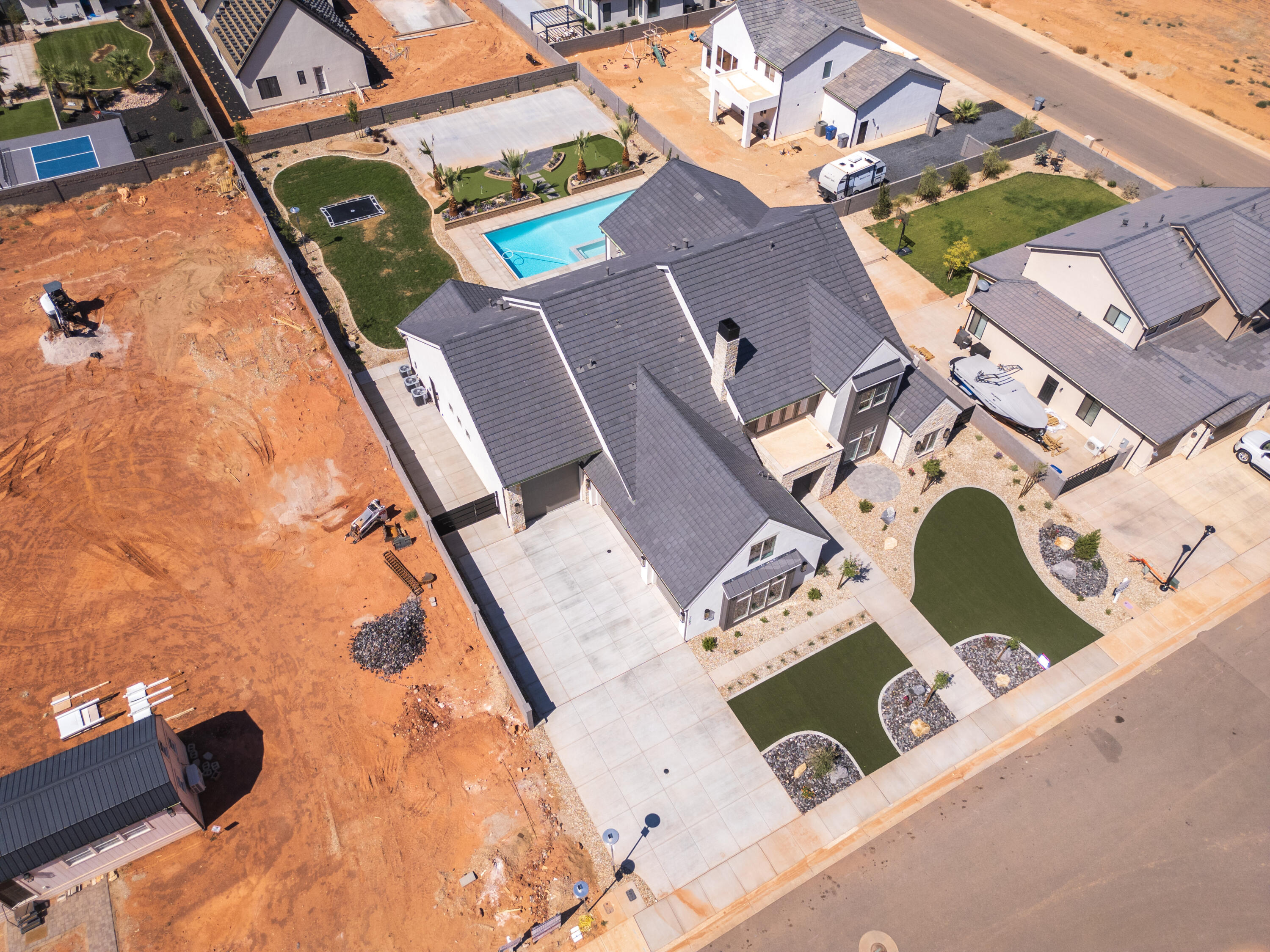 BRECKENRIDGE ESTATES - Residential