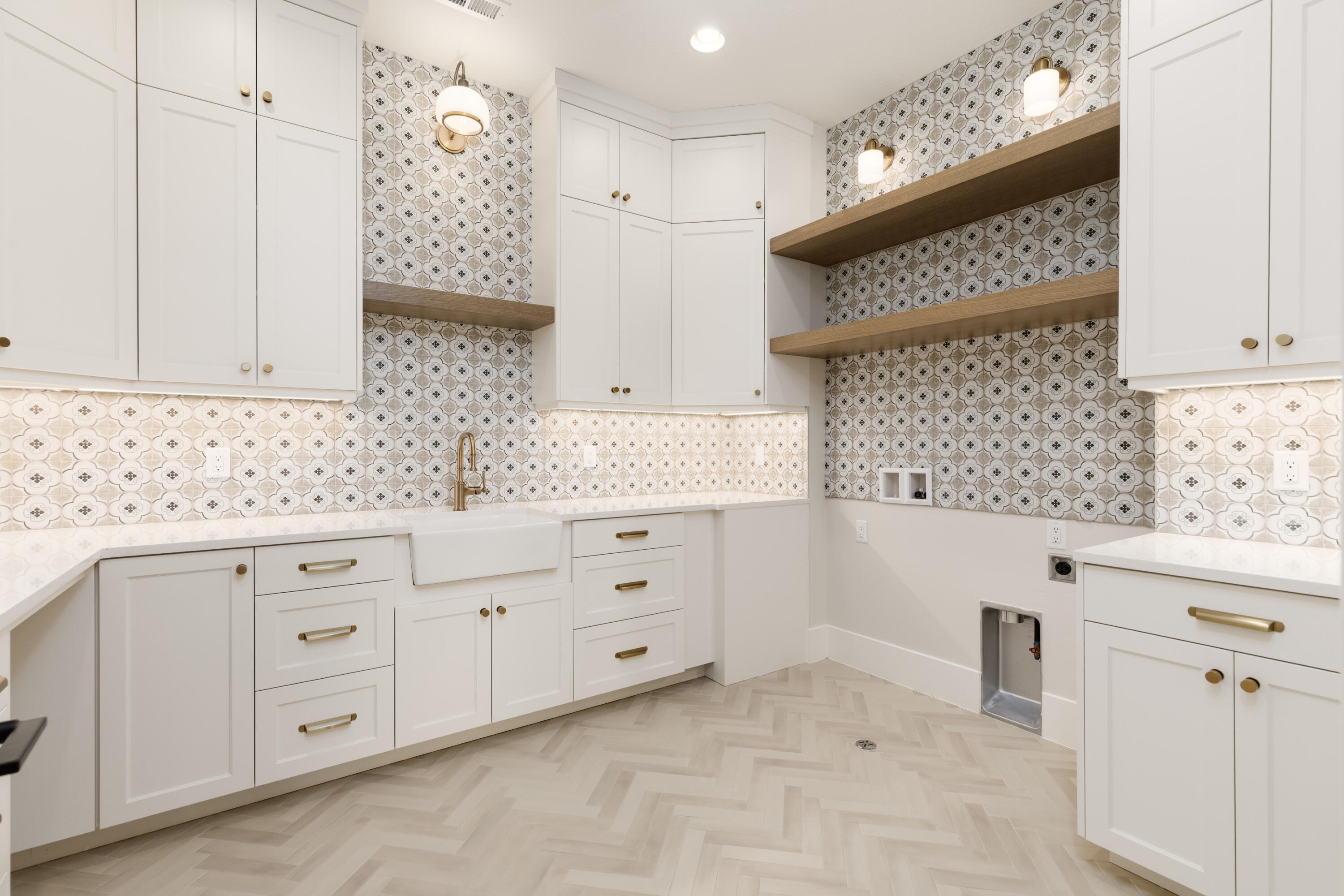 BRECKENRIDGE ESTATES - Residential