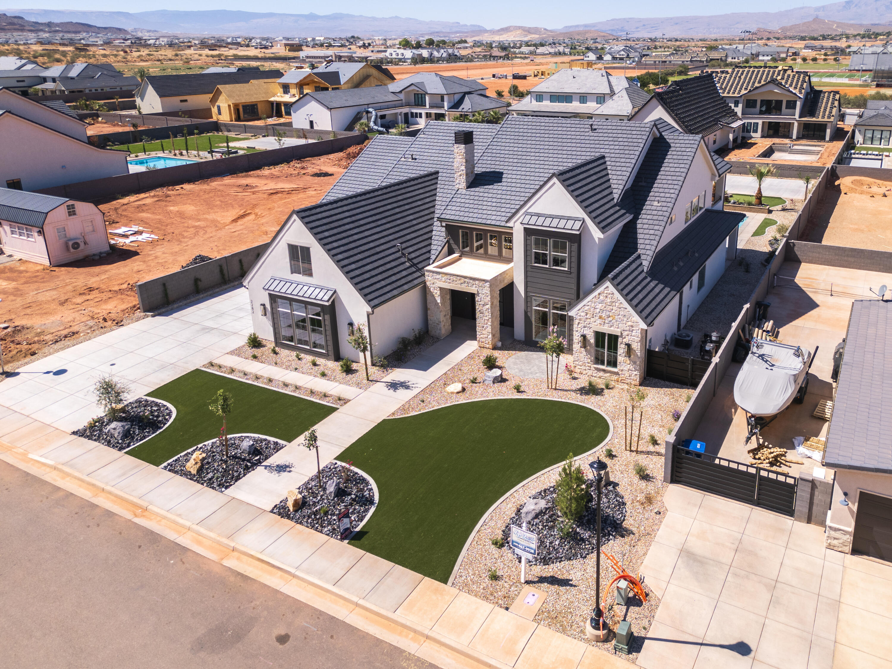 BRECKENRIDGE ESTATES - Residential