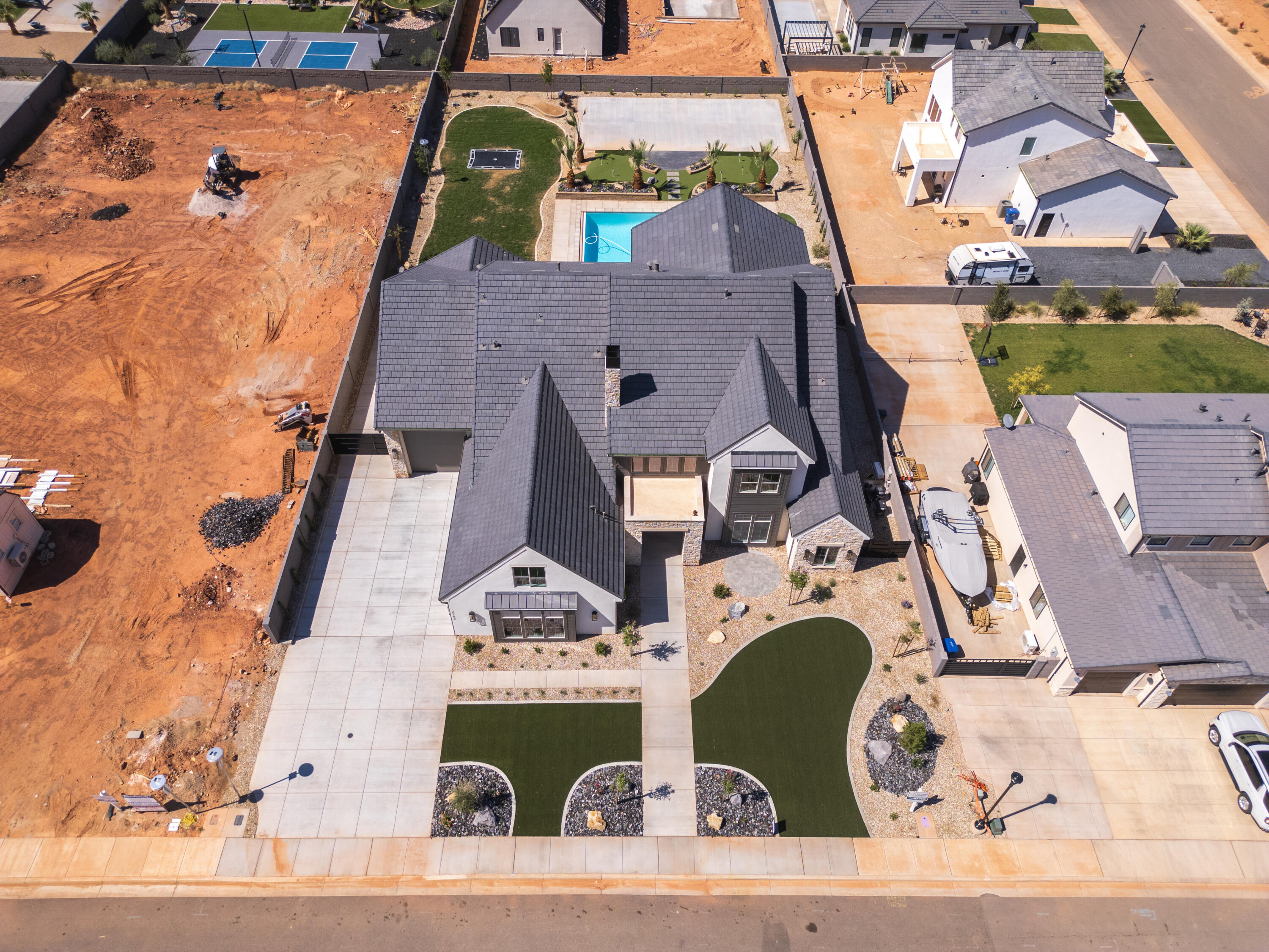 BRECKENRIDGE ESTATES - Residential