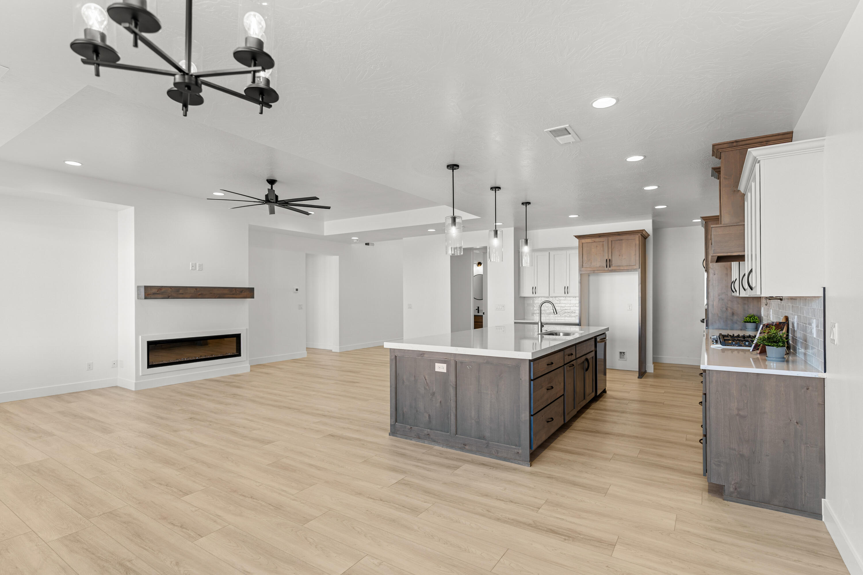 CRIMSON VISTAS - Residential