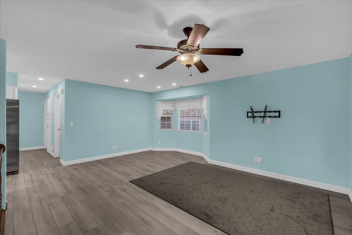 KINGS ROW ESTATES - Residential