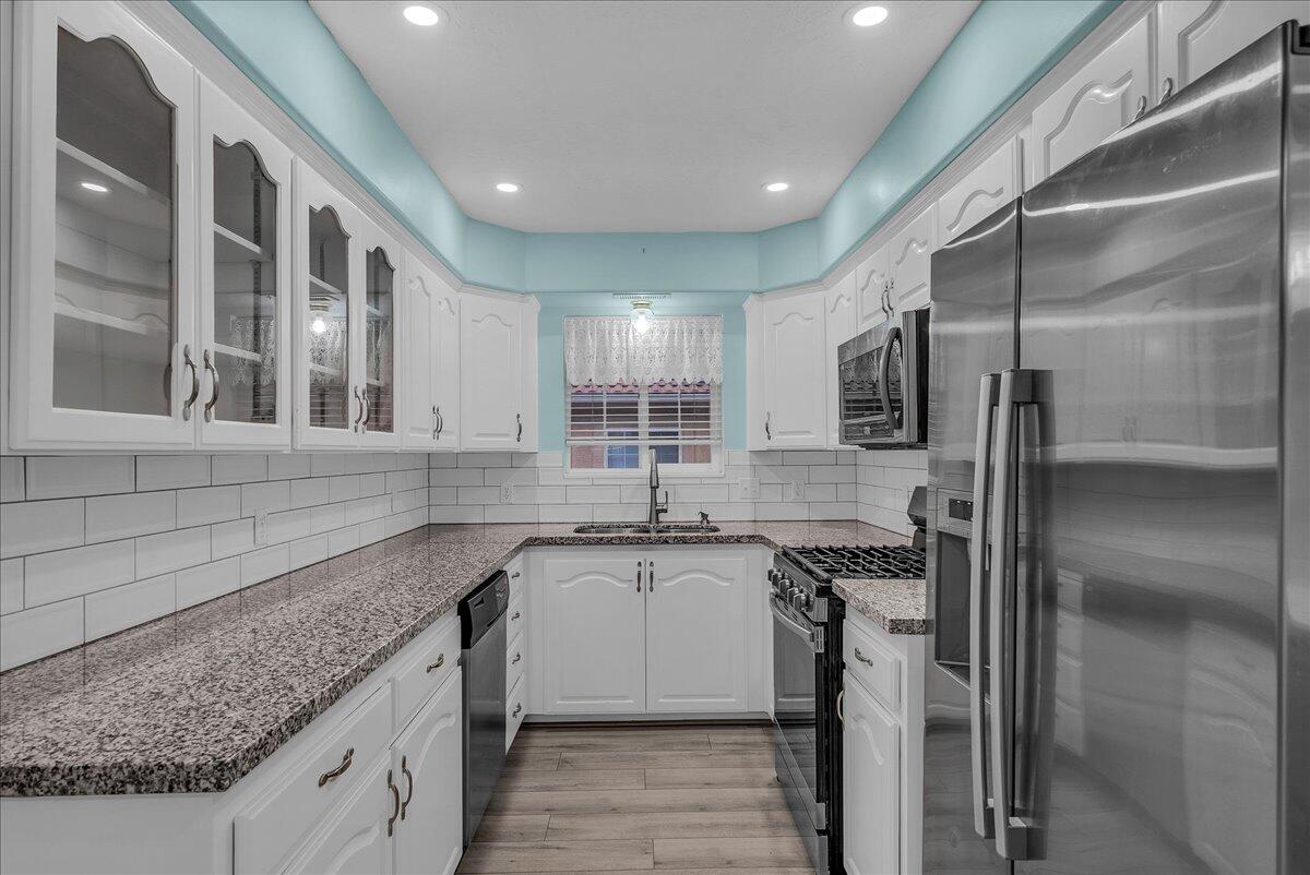 KINGS ROW ESTATES - Residential