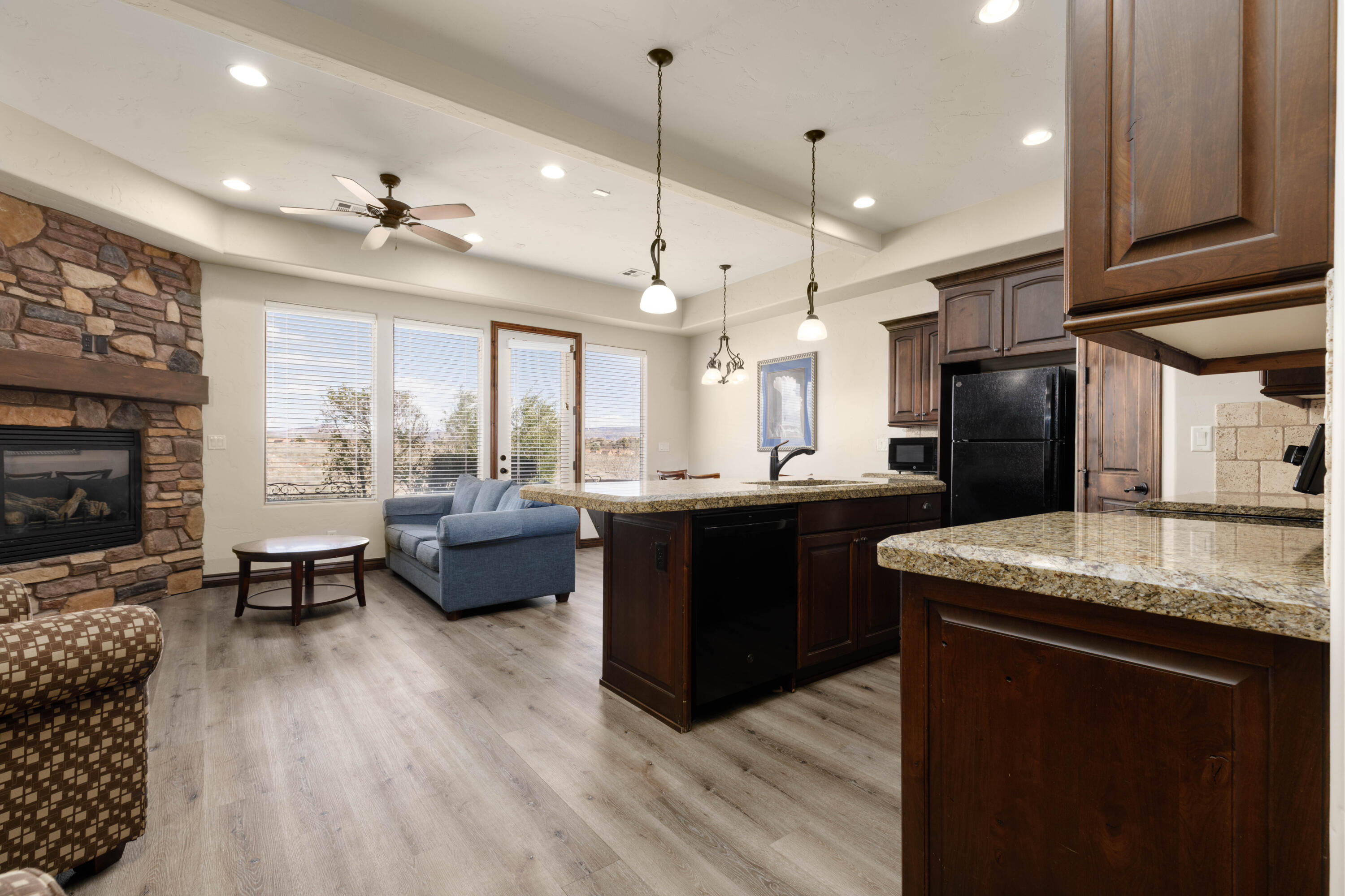 CORAL RIDGE TOWNHOMES - Residential