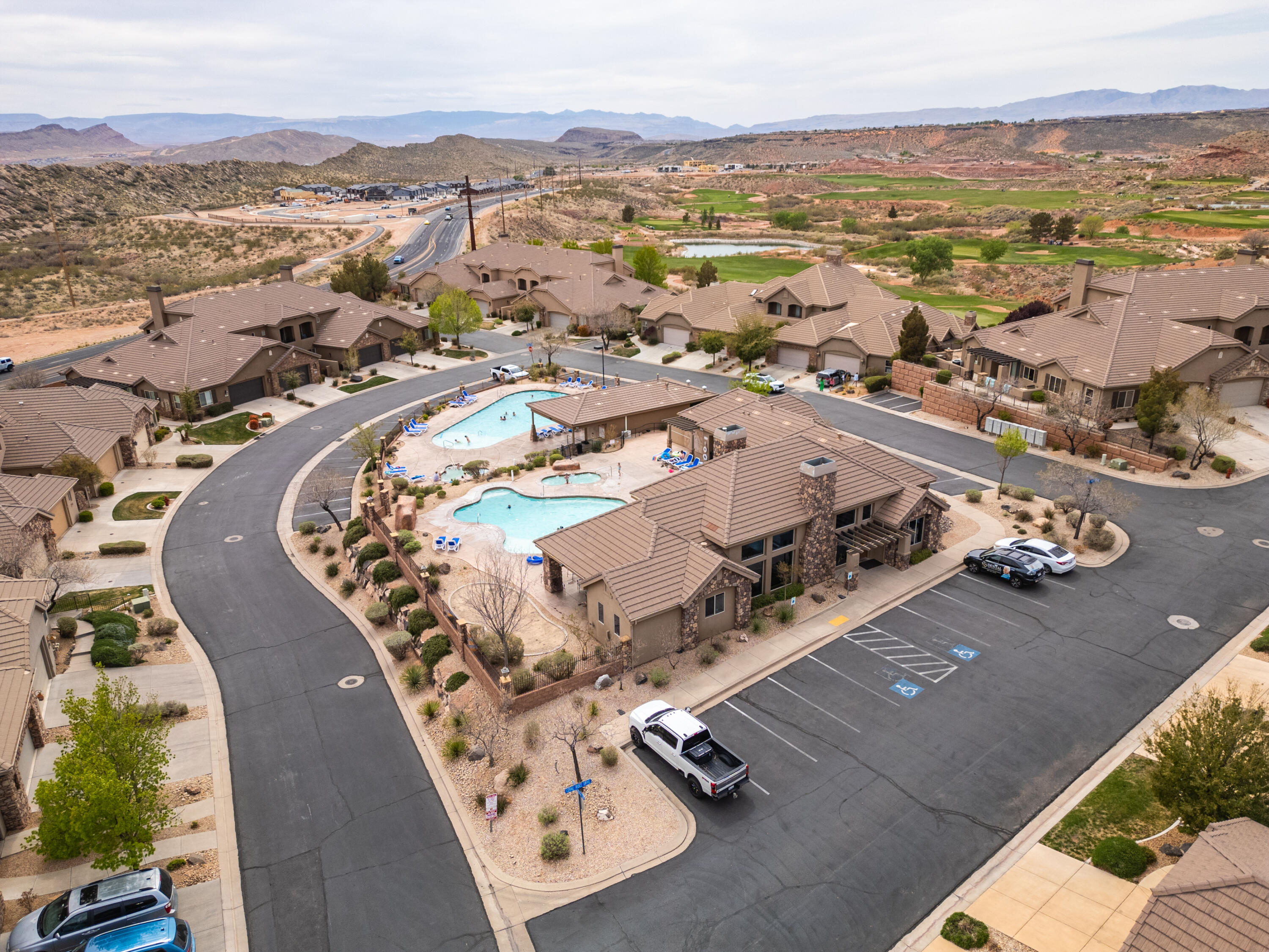 CORAL RIDGE TOWNHOMES - Residential