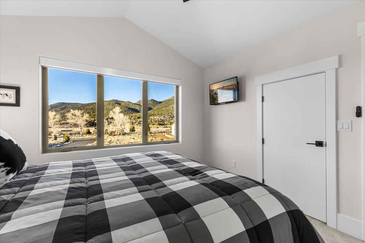 SPRING CREEK PINES - Residential