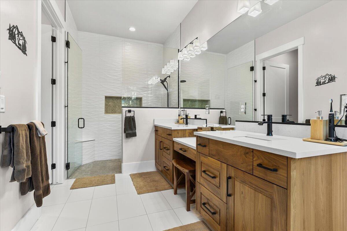 SPRING CREEK PINES - Residential