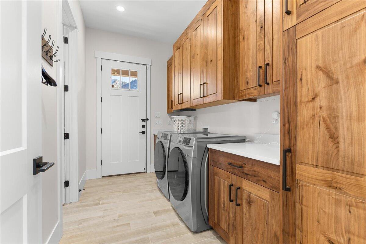 SPRING CREEK PINES - Residential