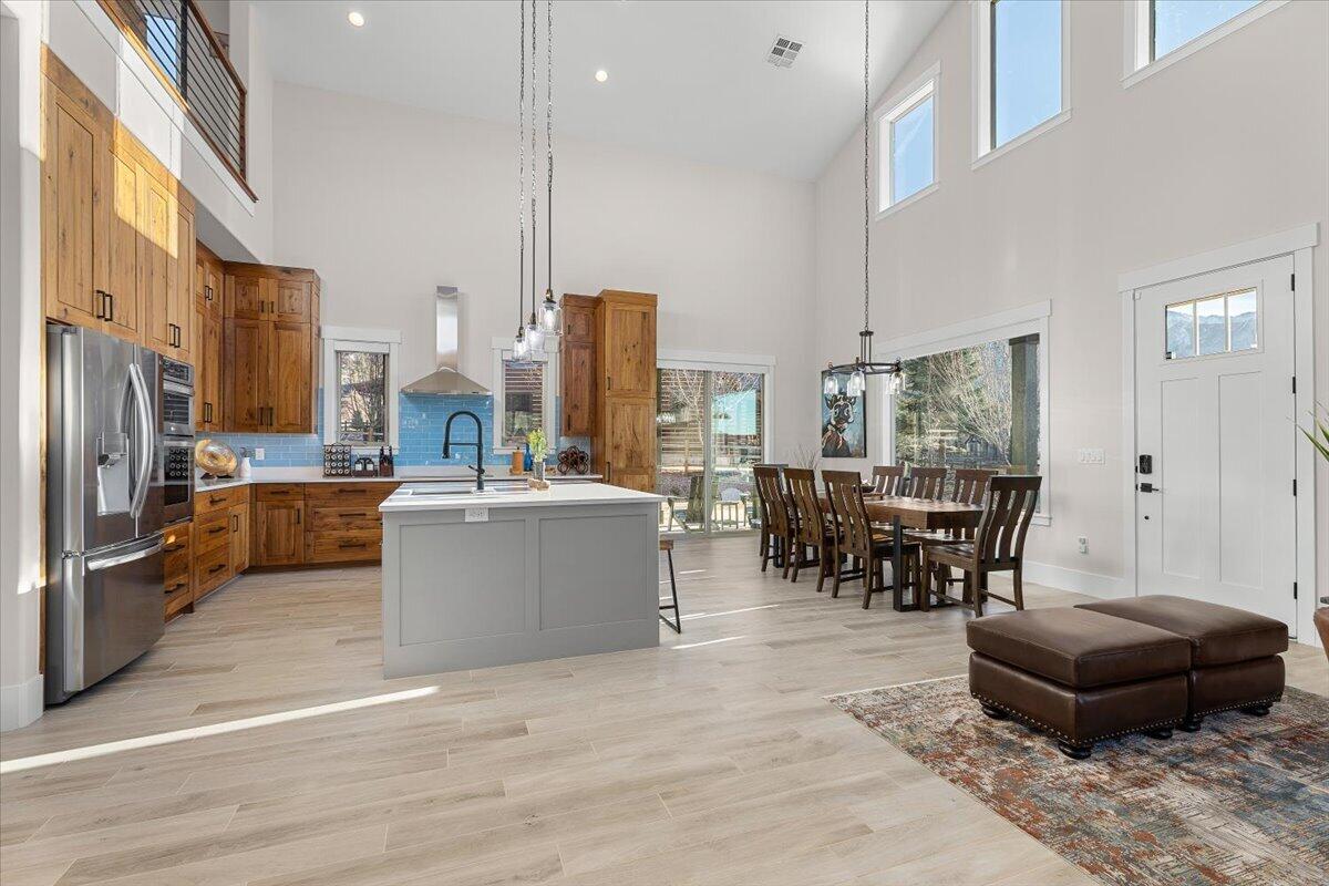 SPRING CREEK PINES - Residential