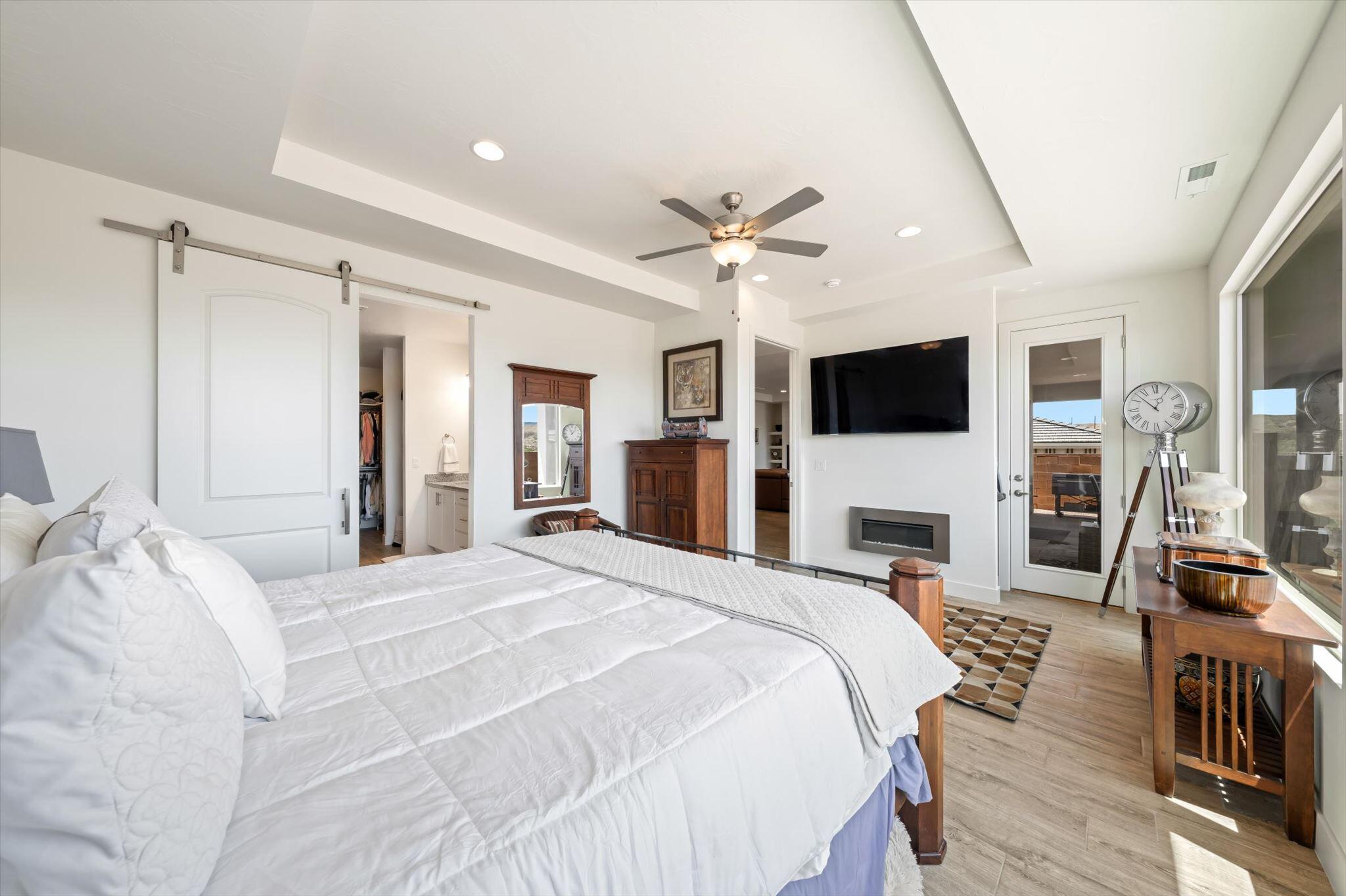 PAINTED SANDS - Residential