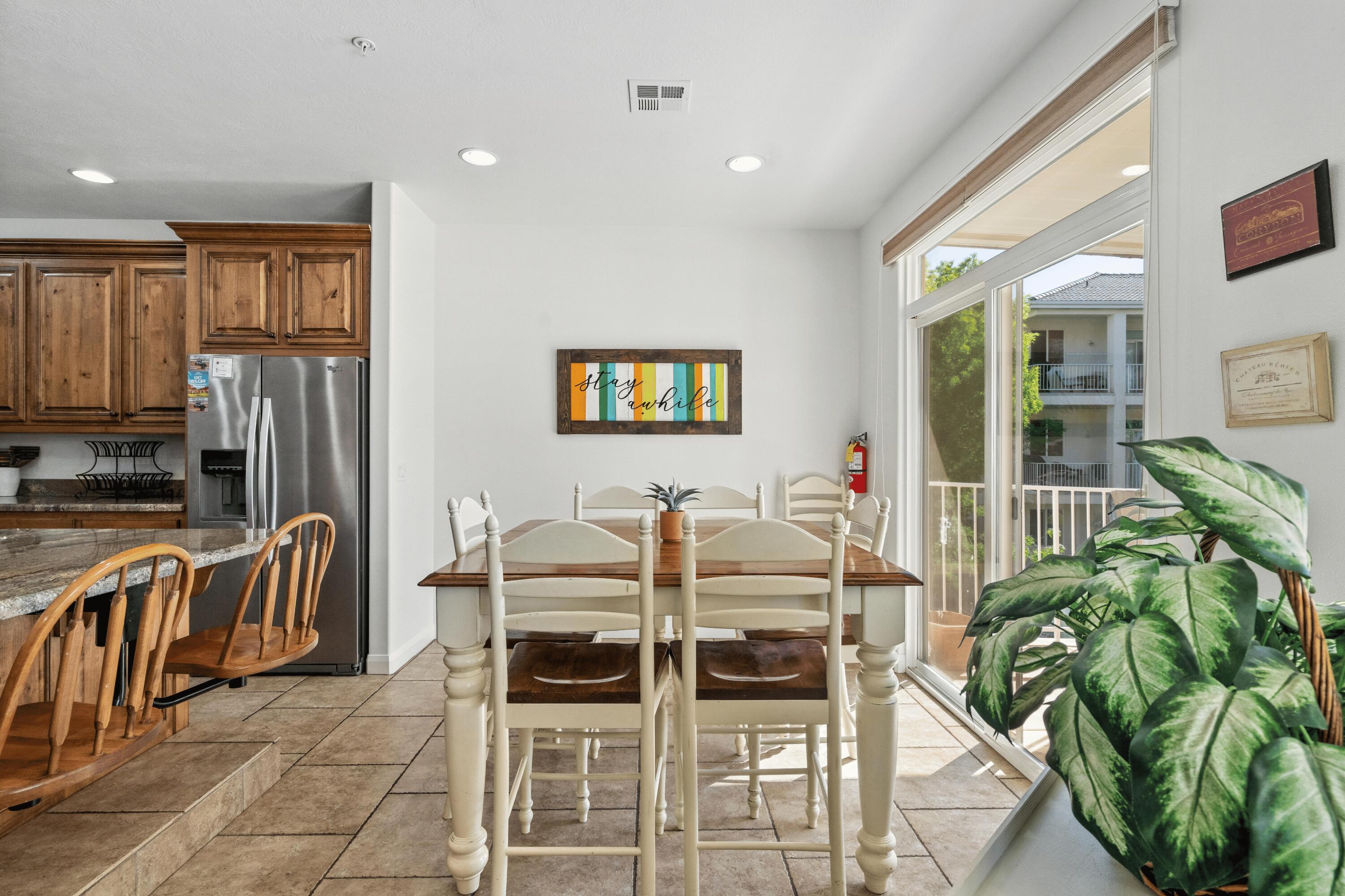 LAS PALMAS RESORT CONDOS - Residential