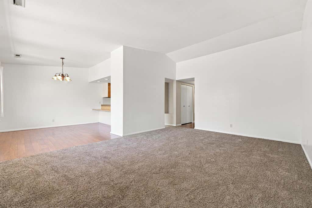 Photo of 524 S 200 E 10 #10, Saint George, UT 84770 (MLS # 26-275371)