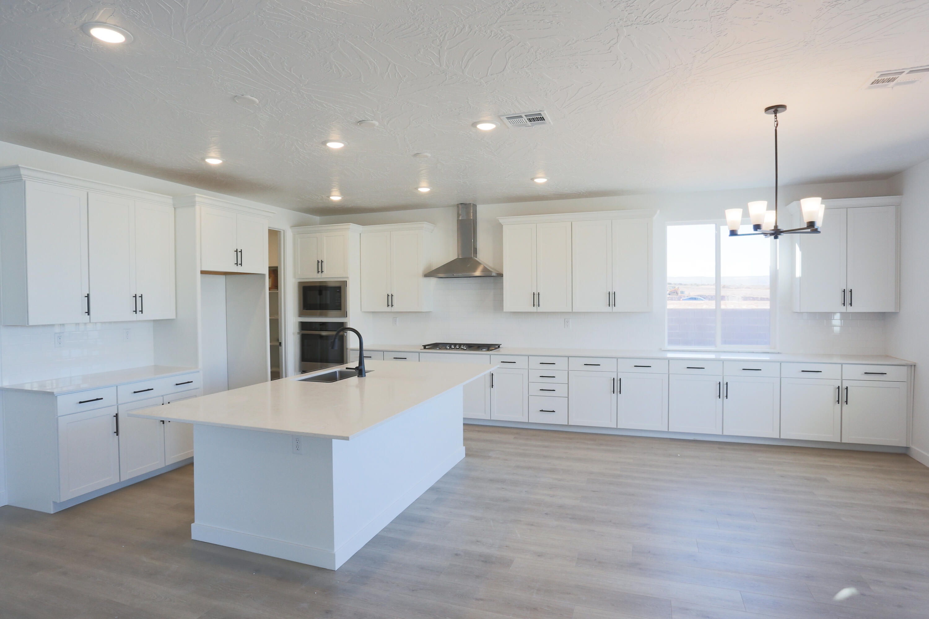 RED SLATE ESTATES - Residential