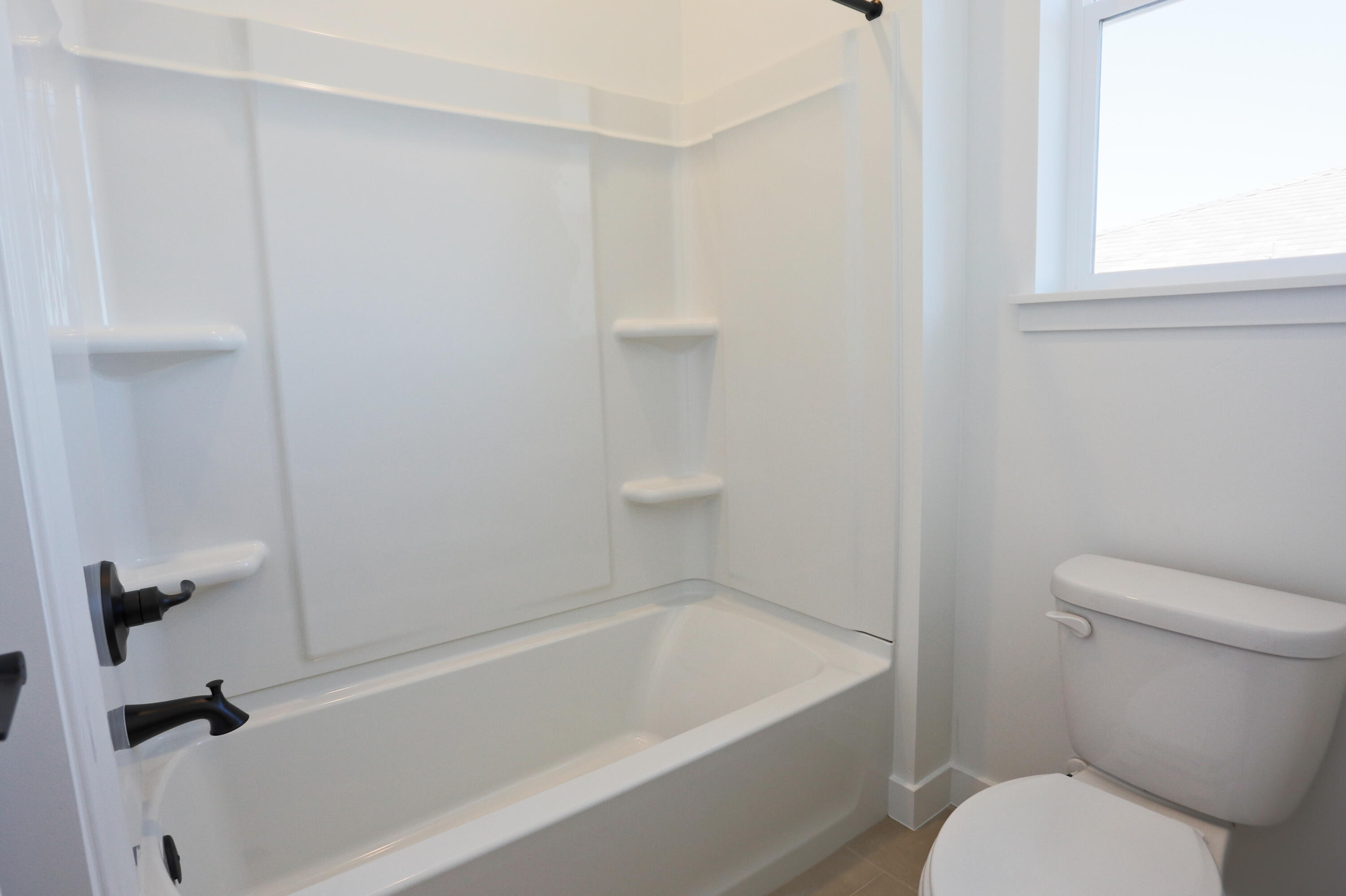 RED SLATE ESTATES - Residential