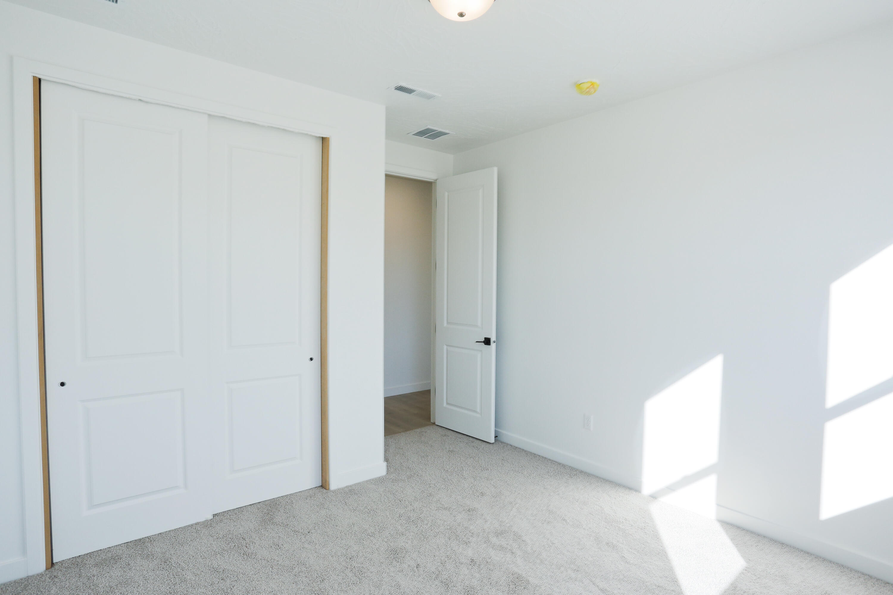 RED SLATE ESTATES - Residential