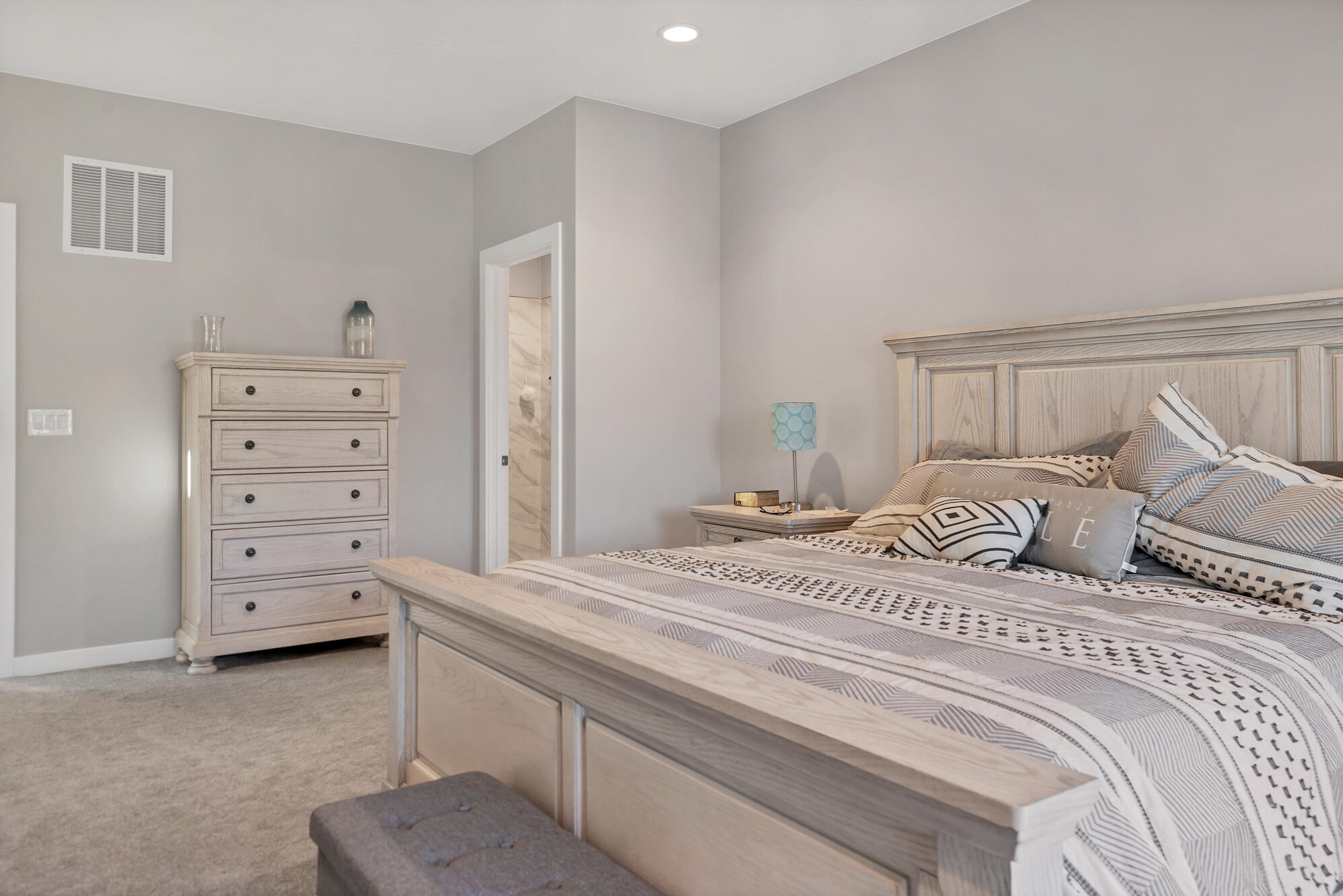 BLACK RIDGE COVE - Residential