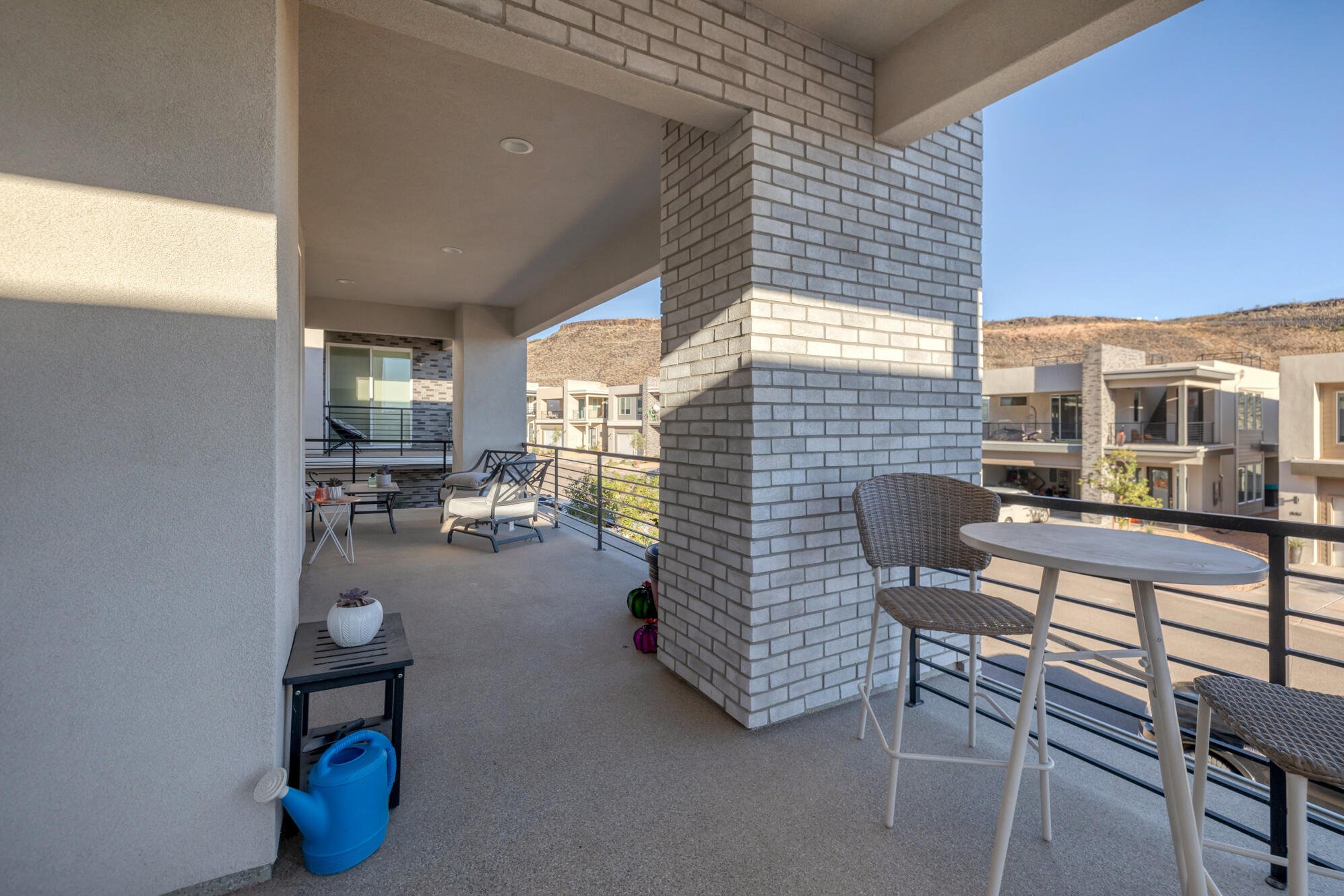 BLACK RIDGE COVE - Residential