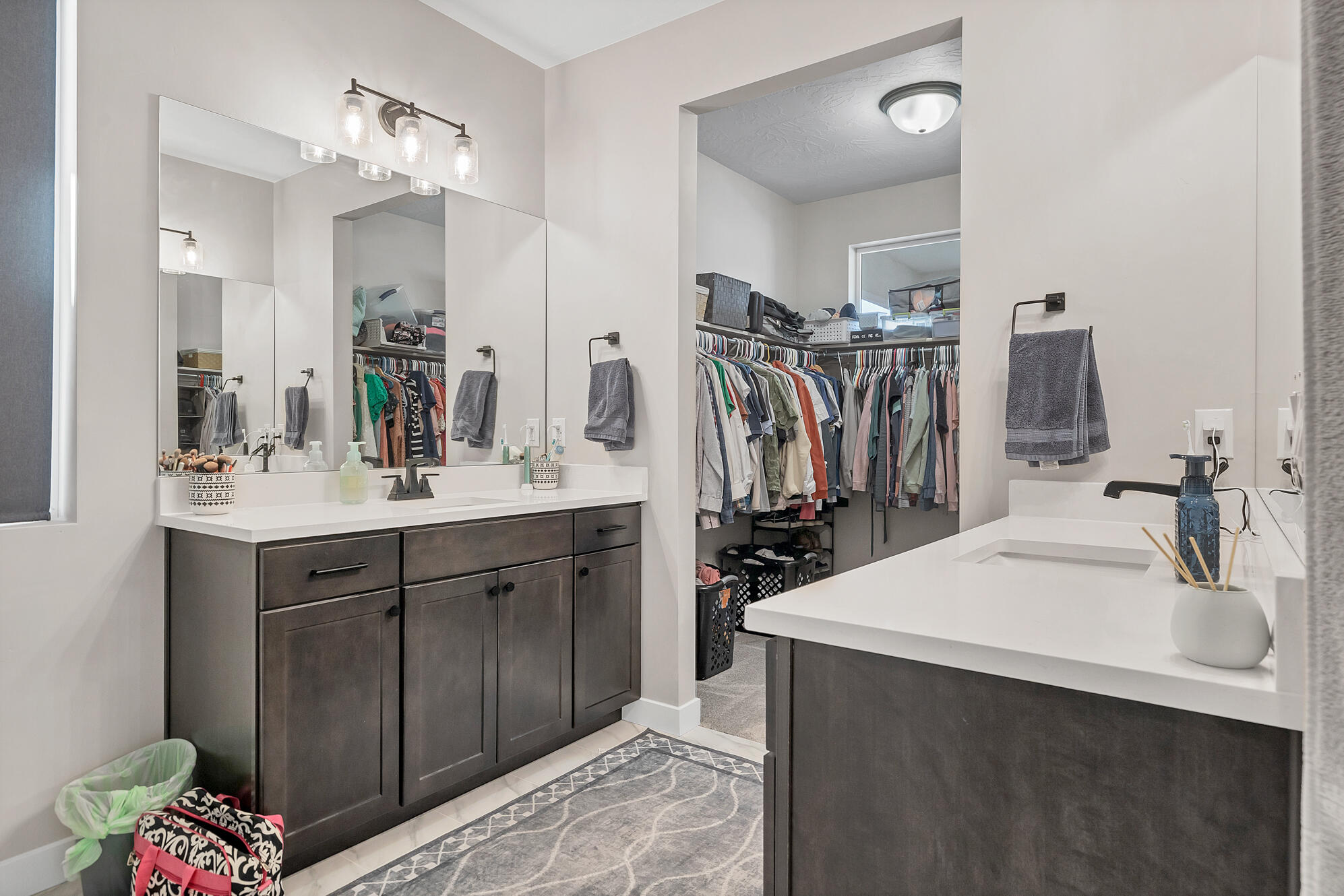 BLACK RIDGE COVE - Residential