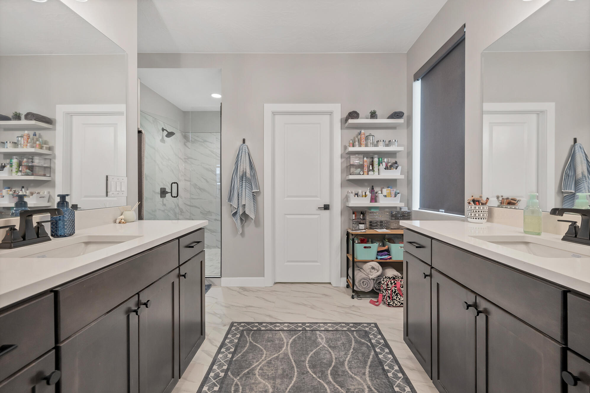 BLACK RIDGE COVE - Residential