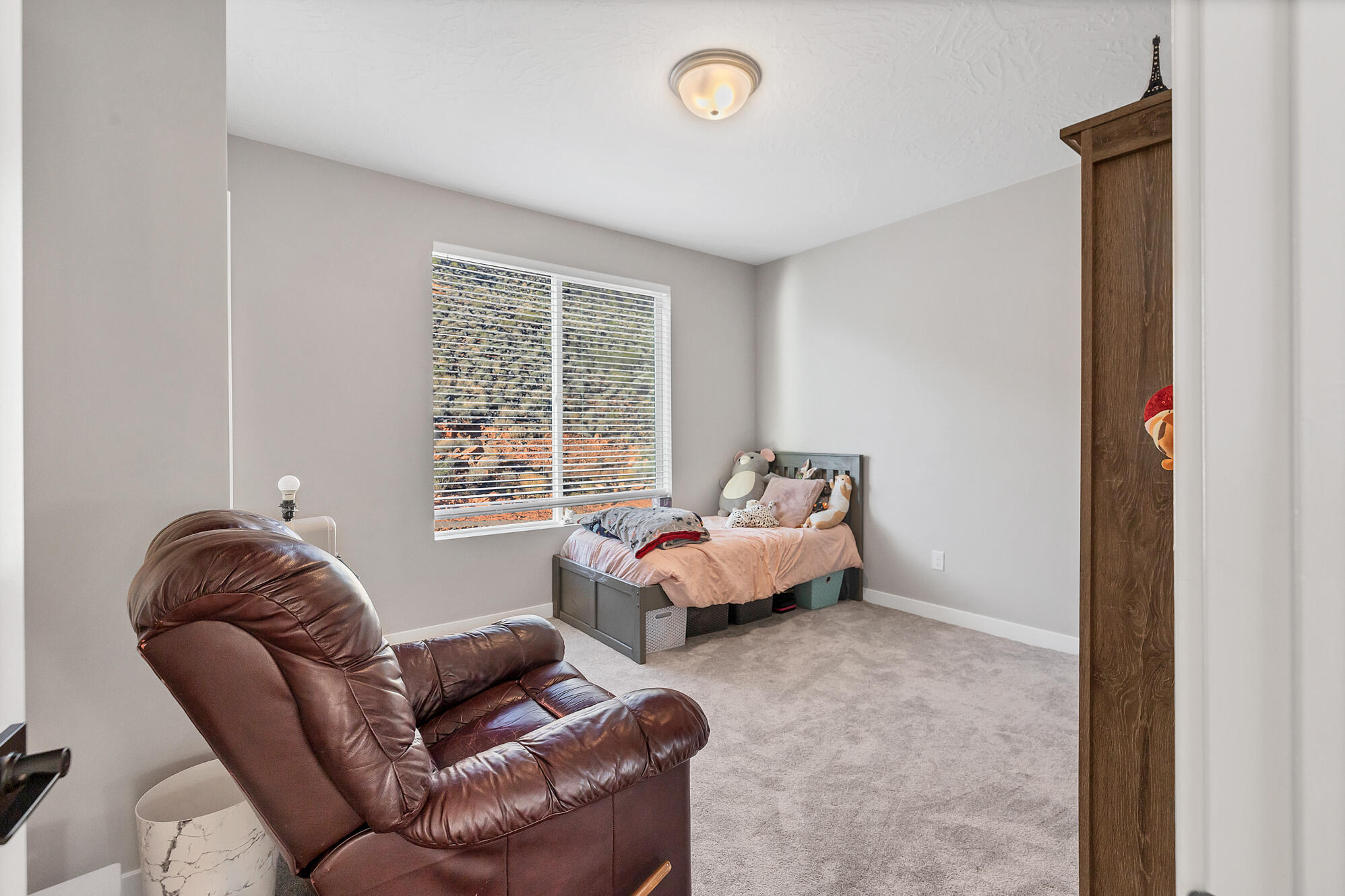 BLACK RIDGE COVE - Residential