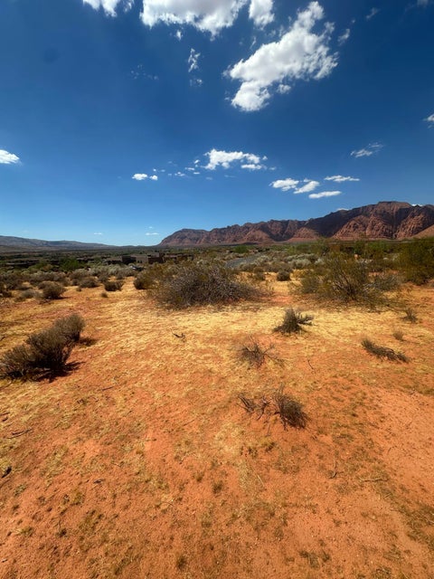 Tiny photo for 515 W Tearasinab Way, Ivins, UT 84738 (MLS # 26-274899)