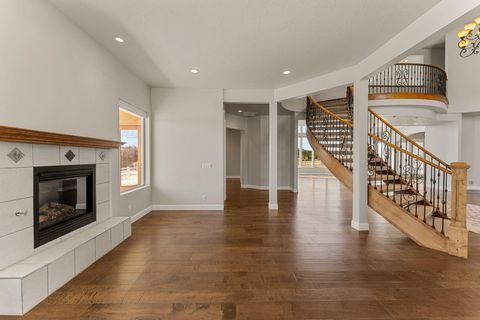 Tiny photo for 533 W CANYON TRAILS CIR, Dammeron Valley, UT 84783 (MLS # 25-266020)
