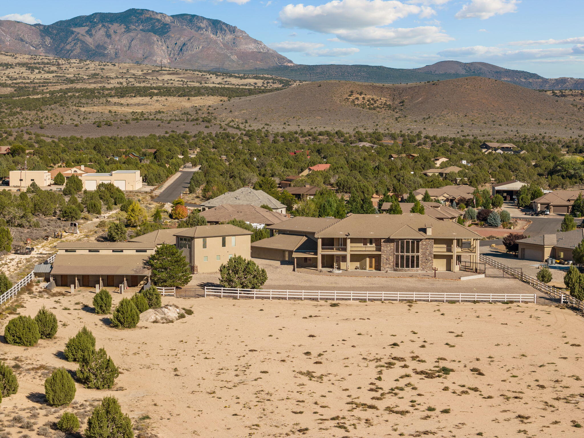 CANYON TRAILS AT DAMMERON VALLEY - Residential