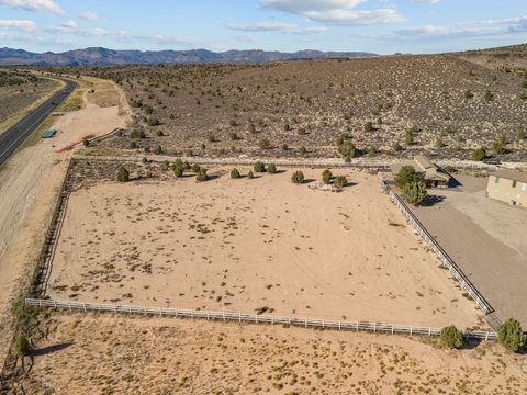 Tiny photo for 533 W CANYON TRAILS CIR, Dammeron Valley, UT 84783 (MLS # 25-266020)