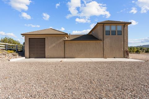 Tiny photo for 533 W CANYON TRAILS CIR, Dammeron Valley, UT 84783 (MLS # 25-266020)