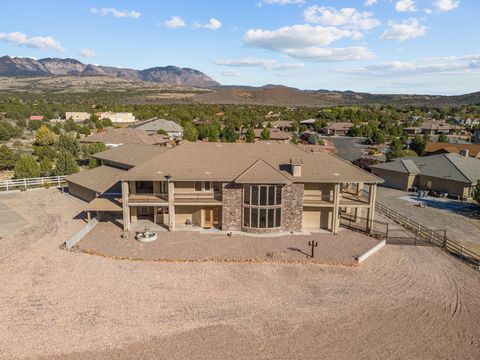 Tiny photo for 533 W CANYON TRAILS CIR, Dammeron Valley, UT 84783 (MLS # 25-266020)